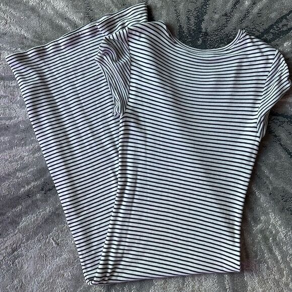 Club Monaco | Jaquetta Striped Cap Sleeve Dress | Extra Small - Picture 3 of 5